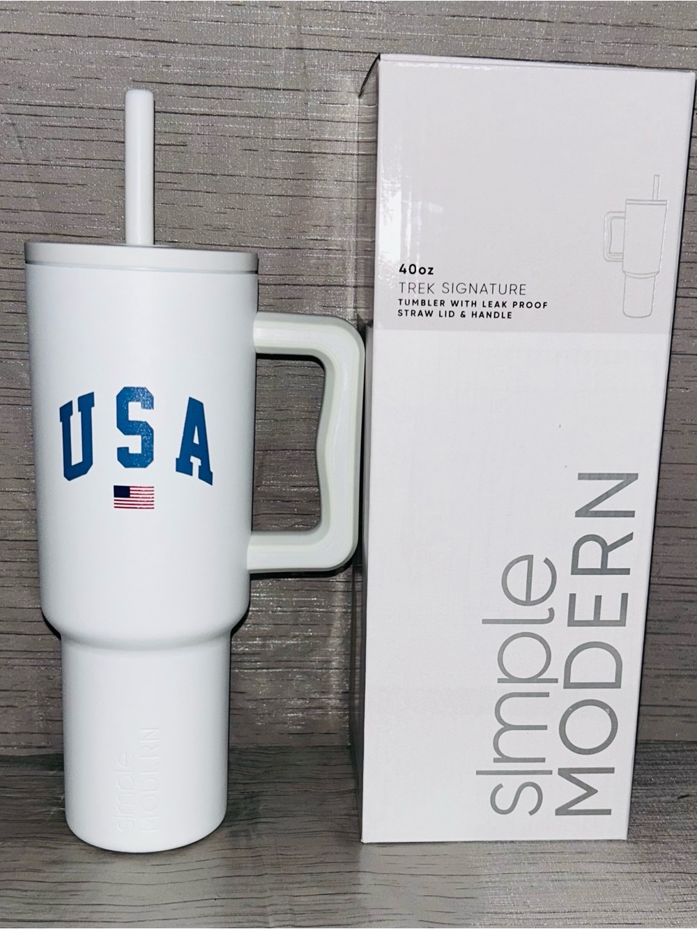 USA 40oz simple modern USA Signature Tumbler with Handle